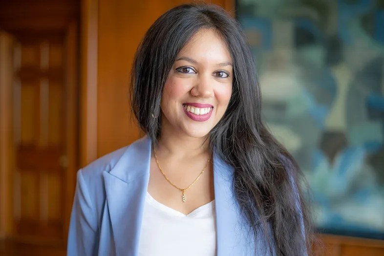 Finding Her Voice: First Speech Disaster to Motivational&nbsp;Speaker